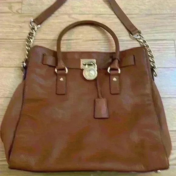 Michael Kors Purse - Picture 1 of 7